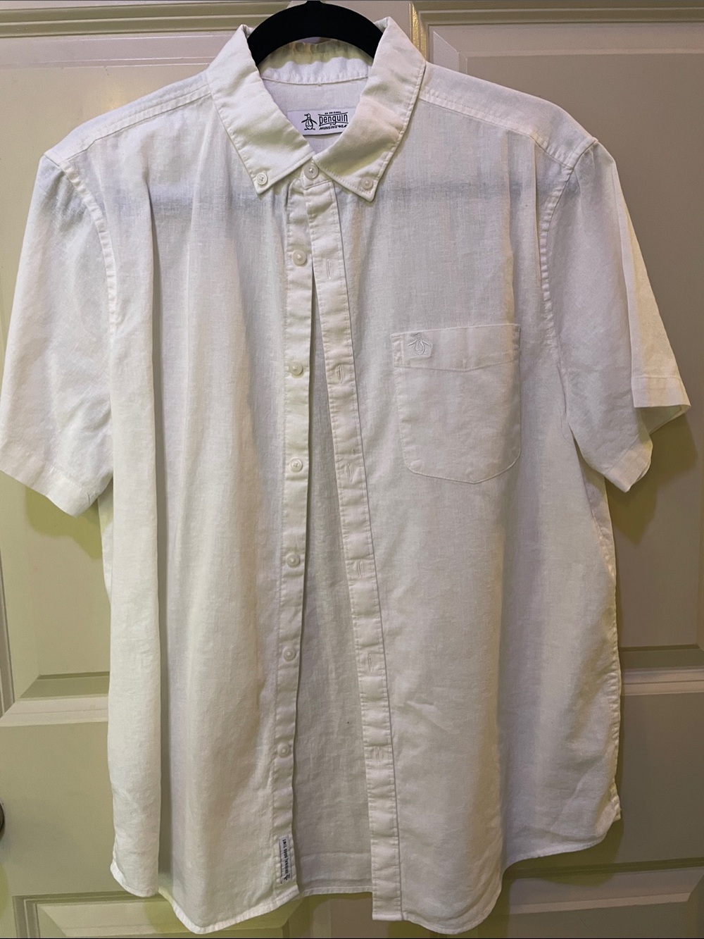 Penguin Men's White Short-Sleeve Button-Down Shirt with Pocket | M